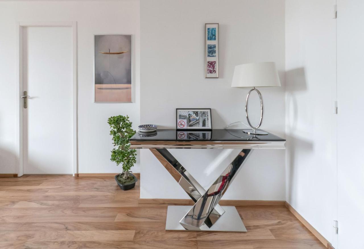 Design La Petite Europe - Ideal Curistes Apartment *